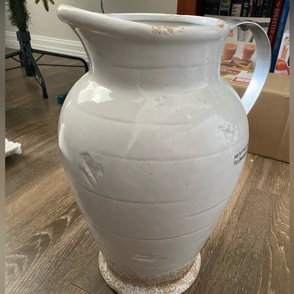 Kohl's Accents Farmhouse Style Vase Ceramic Large And 52 Pounds